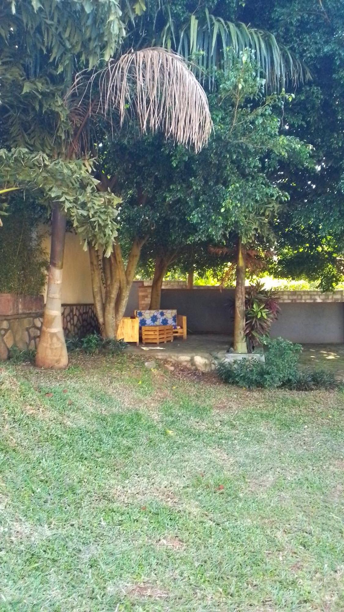 Airport Shoebill Hotel Entebbe Dış mekan fotoğraf