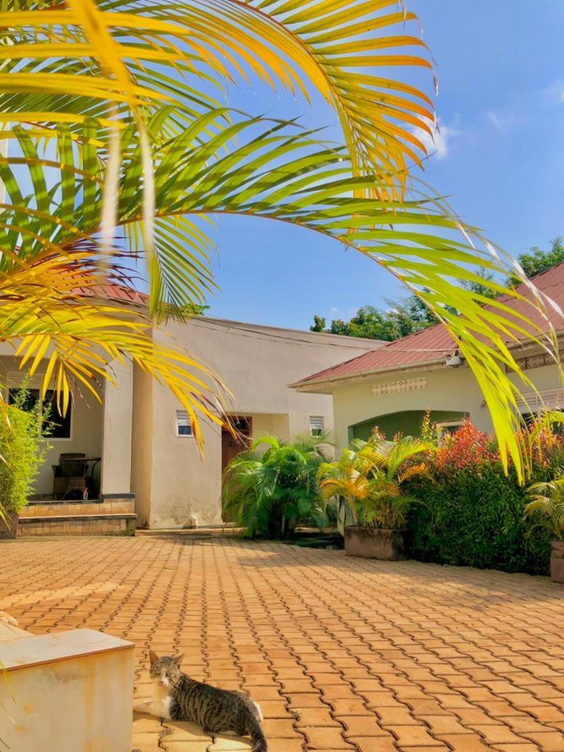 Airport Shoebill Hotel Entebbe Dış mekan fotoğraf