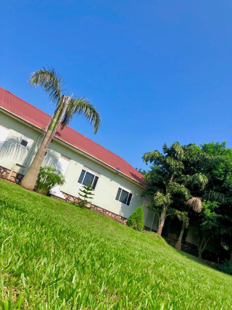 Airport Shoebill Hotel Entebbe Dış mekan fotoğraf