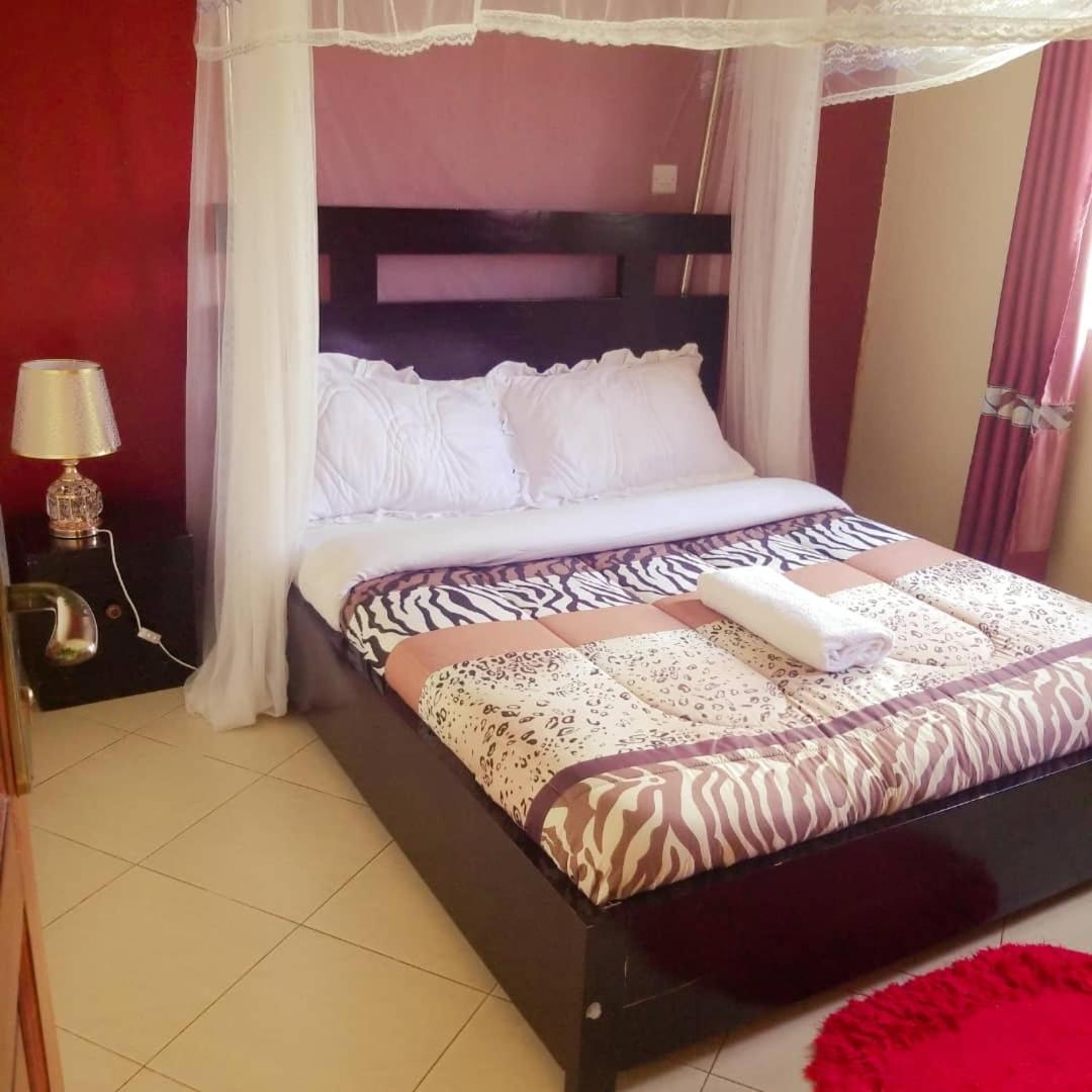 Airport Shoebill Hotel Entebbe Oda fotoğraf